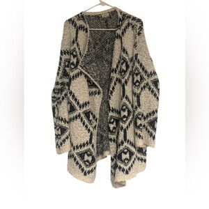 POL Black Cream Aztec Boho Open Front Cardigan Sweater Large Knit Cozy Chic Cute